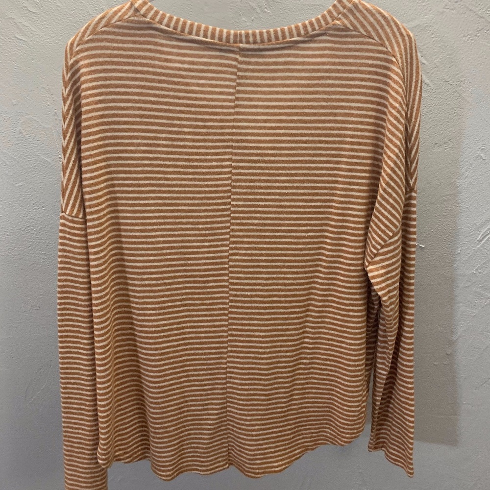 Button up Sweater - Picture 3 of 3